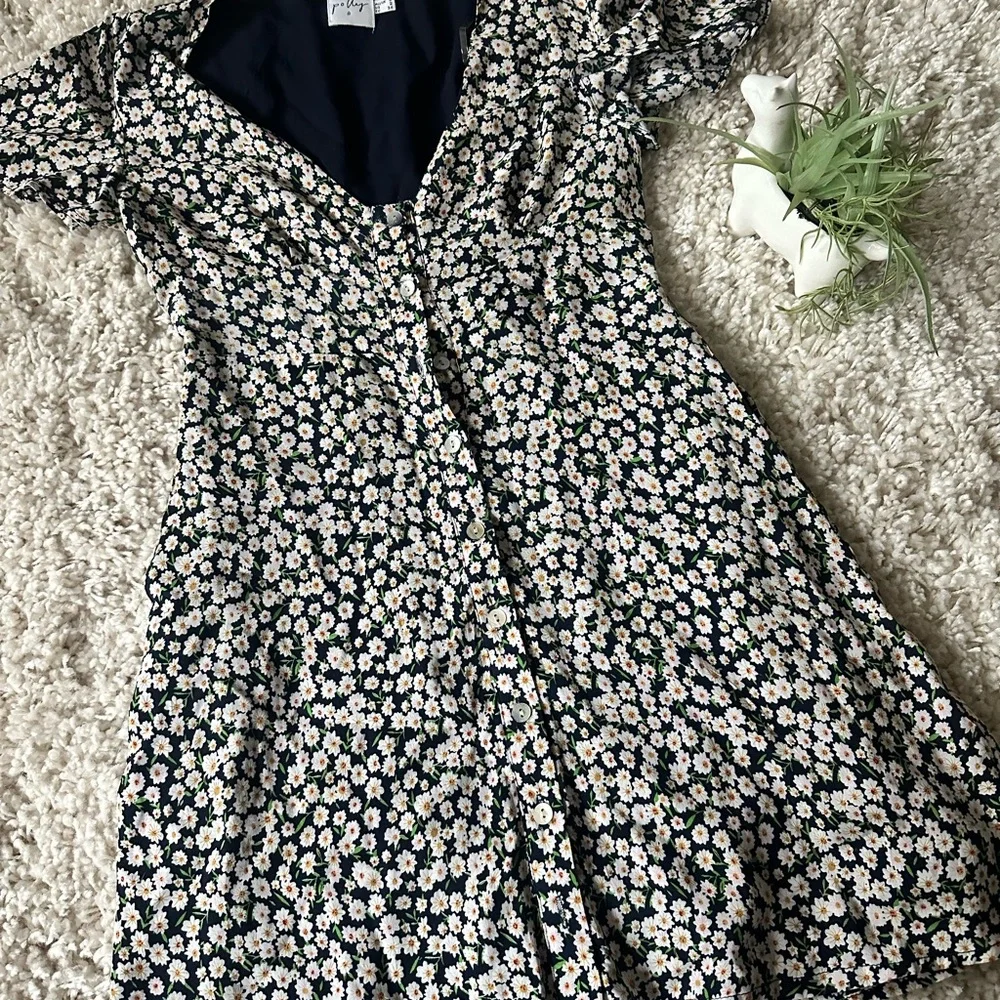 Princess Polly tiny floral button vintage short sleeve flirty midi dress. - Picture 1 of 4
